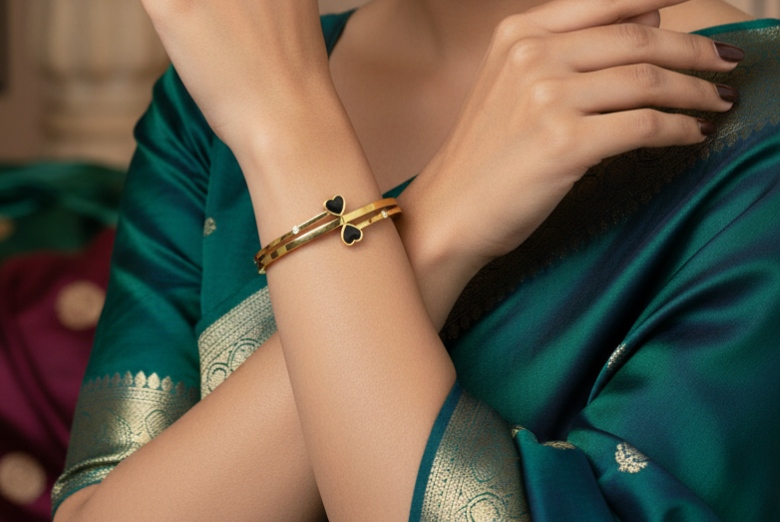 DUAL HEART BANGLE
